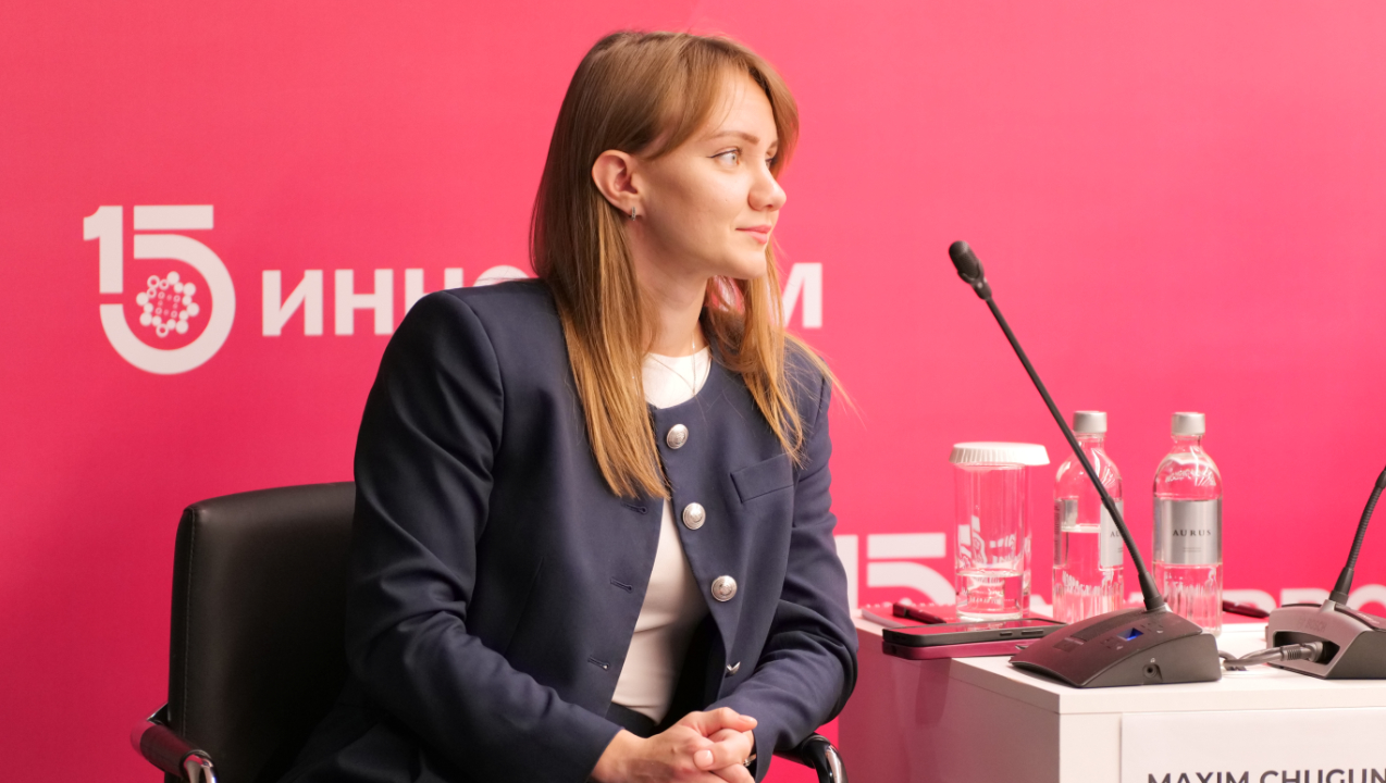Директор ООО "Русский Робот" выступила с докладом на пленарном заседании